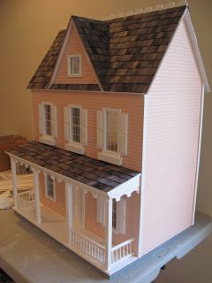 Little Darlings Dollhouses: Building the Vermont Farmhouse Dollhouse Vermont Farmhouse Jr Dollhouse, Vermont Farmhouse Jr, Farmhouse Dollhouse, Vermont Farmhouse, Rustic Style Furniture, Large Dolls House, Pink Dollhouse, Tiny House Company, Diy Barbie House