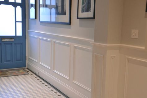 Victorian Panels - The Wall Panelling Company Wallpaper Hallway Ideas, Victorian Wall Panelling, Lambriseringen Gang, Victorian Entrance, Wood Panel Wallpaper, Hallway Panelling, Wallpaper Hallway, Stair Paneling, Victorian Hallway