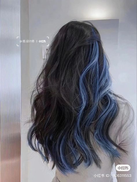 Blue Hair Hairstyles, Black Hair Highlights Ideas, Black Hair Highlights, Highlights For Black Hair, Black Hair Color Ideas, Hair Highlights Ideas, Midnight Blue Hair, Hairstyles Highlights, Blue Hair Highlights