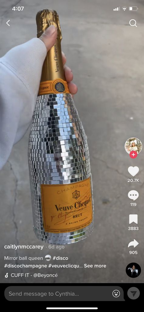 Decorated Vueve Bottle, Champagne Bottle Bouquet Gift, Bejeweled Champagne Bottle, Sparkly Liquor Bottles, Graduation Champagne Bottle Diy, Disco Ball Champagne Bottle, Vueve Champagne Decor, Disco Champagne Bottle, Vueve Champagne Painted