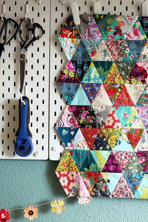 what became of my Scrap Triangles — Stitched in Color Scrap Quilt Patterns Free Simple, Triangle Quilt Pattern, Quilt Stories, Crumb Quilt, English Paper Piecing Quilts, Scrap Fabric Crafts, Scrap Fabric Projects, Scrappy Quilt Patterns, Scrap Quilt Patterns