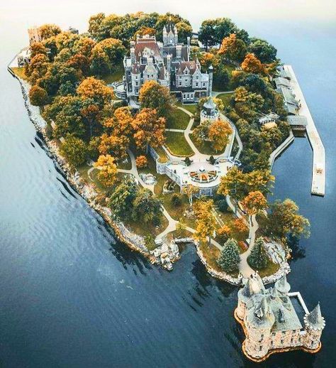 Boldt Castle, Alexandria Bay, Gorgeous Homes, Beautiful Castles, Places Around The World, Abandoned Places, Aerial View, In The Middle, Places To See