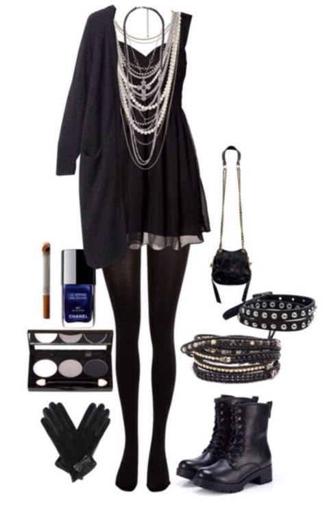 Tumblr Grunge Outfits, Effy Stonem Style, Goth Outfit Ideas, Effy Stonem, Rock Chic, Winter Party, Goth Outfits, Gothic Outfits, Alternative Outfits