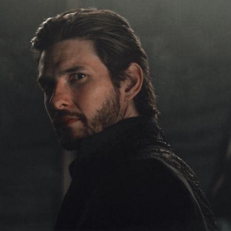 The darkling icons General Kirigan, Toni Stark, Steven Grant Rogers, Vampire Stories, Prince Caspian, The Darkling, Shadow And Bone, Leigh Bardugo, Ben Barnes