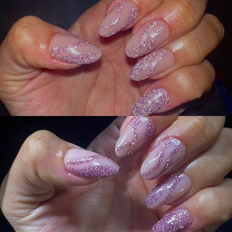 Sparkling nails with and without flash so you can see fhe difference #nails #nailart #fashion #sparklenails #withflash #flashnails #pinknails #fancynails #almondnails #glitternails #glitter #events #blacktie #glamorous #glam #almondshapednails beautiful nails #beautiful #aesthetic #thanksgiving Flash Glitter Nail Art, Flash Glitter Nail, Flash Nails, Aesthetic Thanksgiving, Sparkling Nails, Cherry Nail Art, Nails Beautiful, Cherry Nails, Beautiful Aesthetic