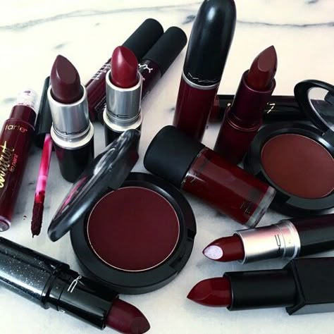 ♡ pinterest // xjjuliax ♡ Lipsticks, We Heart It, Lost, Makeup, Red, White, Beauty, Instagram, Black