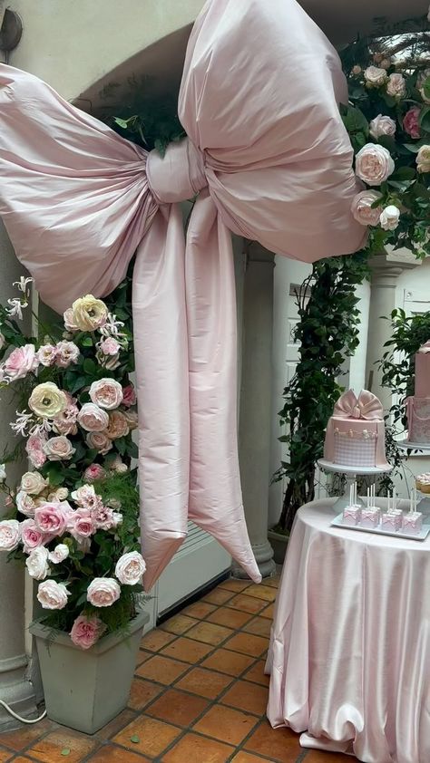 Fairytale 1st Birthday — Event Du Jour Birthday Events Ideas Decoration, Birthday Dinner Set Up, Coquette Birthday Party Decorations, Fairytale Birthday, Theme Party Ideas, Girly Birthday Party, Fairytale Party, Bow Party, Birthday Dinner Party