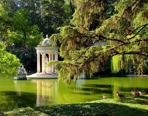 Genoa, Magical Places, Nature Aesthetic, Pretty Places, Dream Garden, Beautiful World, Secret Garden, Beautiful Landscapes, Beautiful Gardens