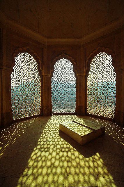 Amber Fort Conservatory, Jaipur, India ©Sean Rutter #amberfort #jaipur #india Indian Architecture, Bhutan, Varanasi, Islamic Architecture, Moroccan Style, Incredible India, Light And Shadow, Art And Architecture, Islamic Art