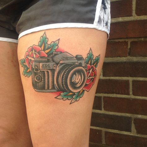 Pictures Of Cameras, Camera Tattoo Design, Camera Tattoos, Cactus Tattoo, Ancient Tattoo, Girls With Cameras, Elements Tattoo, Camera Tattoo, Camera Film