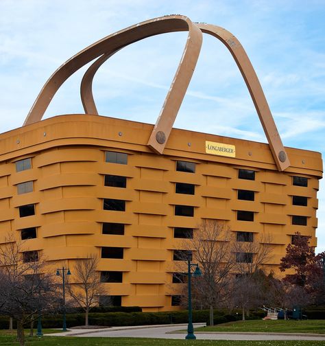 Longaberger Basket Building Bangla Comics, Architecture Cool, Architecture Unique, Longaberger Baskets, Unusual Buildings, Prescott Az, Unusual Homes, Interesting Buildings, Amazing Buildings