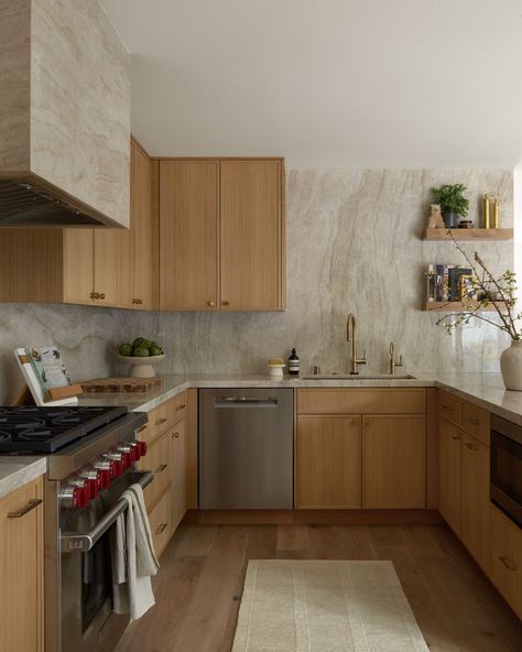 Kitchen Reveal ✨ We wanted this space to be filled with natural tones and materials. The continuation of quartzite throughout the kitchen gives the space a luxurious feel while also staying true to the natural elements. Design: #EthanCharlesDesign Project: #SFMBOrganic Photography: @public311design #Kitchen #ProjectReveal #InteriorDesigner #InteriorDesign #LAInteriorDesigner #LosAngeles #DesignInspo #WoodlandHills #OrangeCounty Interiors 2024, Gold Kitchen Faucet, Chic Shack, Maple Kitchen Cabinets, Maple Kitchen, Organic Textures, Elements Design, Gold Kitchen, Granite Kitchen