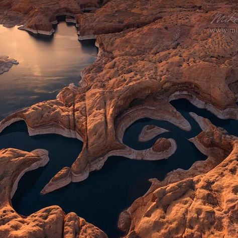 @earthfocus on Instagram: “Lake Powell, reflection canyon, U.S | photo by @Mreyfman #EarthFocus” Lock Screen Images, Glen Canyon, Lake Powell, North Cascades, Locked Wallpaper, Great Smoky Mountains, Lock Screen, Places Around The World, Aerial View