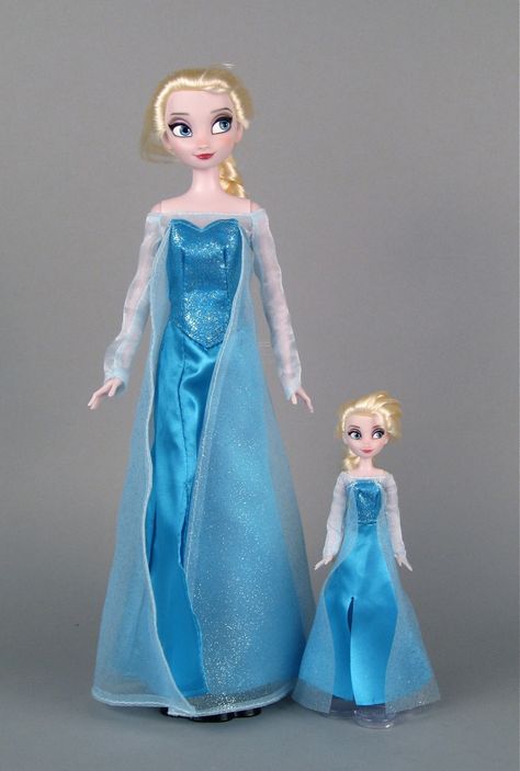 Elsa Face, Elsa Hair, Purple Cape, Dressing Screen, Elsa Doll, Extra Outfits, Frozen Ice, Wardrobe Sets, Disney Princess Frozen