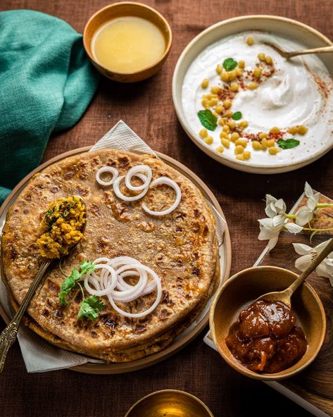 Cooking With Ghee, Paneer Paratha, Delicious Food Image, Marathi Culture, Indian Breads, Foodie Pics, Cloud Kitchen, Cooking Photography, Cooked Cabbage