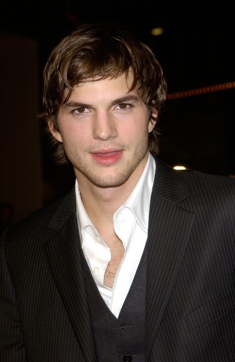 Ashton Kutcher 2000s, Hot Actors Male Celebrities, Hot Celebrity Actors Male, Male Celebrity Crush, Young Ashton Kutcher, Aston Kutcher, Crush Cake, Michael Kelso, Men Actors