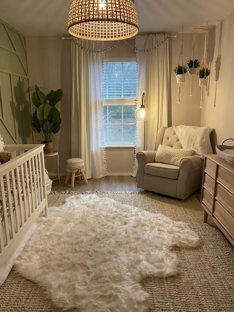 Cozy Baby Room, Baby Nursery Inspiration, Baby Room Organization, Baby Room Themes, Baby Room Neutral, Girl Nursery Room, Nursery Room Design, Baby Room Inspiration, Baby Boy Room Nursery