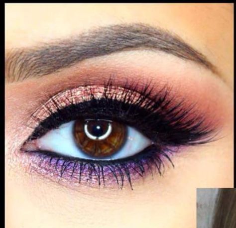 Peach, coral, purple eye makeup Machiaj Smokey Eyes, Eye Makeup Glitter, Purple Smokey Eye, Wedding Makeup For Brown Eyes, Wedding Day Makeup, Purple Makeup, Braut Make-up, Elegant Makeup, Smokey Eyes