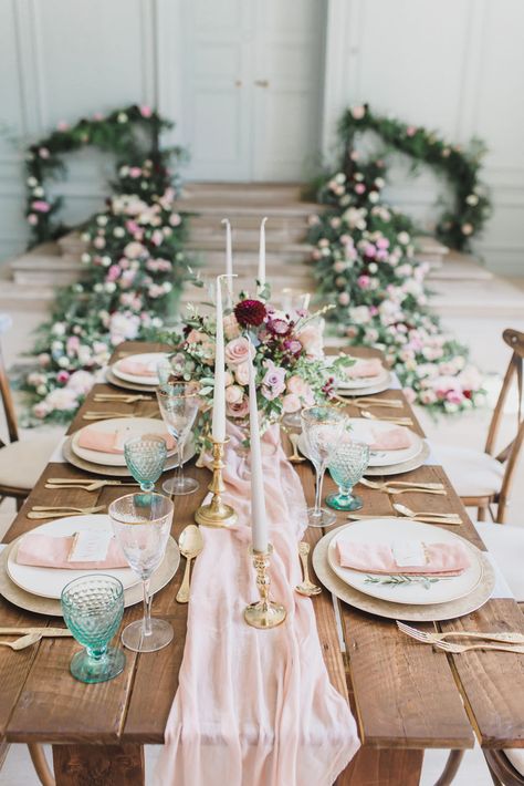 Elizabethan Influences Editorial | Creative Bridal Shoot Pink Green Tablescape, Sage Green And Pink Party Decor, Pink Green Wedding Theme, Jewel Tone Tablescape, Pink And Gold Table Setting, Sage Green And Pink Wedding, Gauze Table Runner Wedding, Wedding Table Decorations Pink, Table Linens Wedding