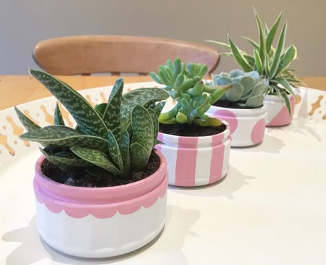 Gu Glass Ramekins Ideas, Glass Ramekins Craft, Gu Pots Ideas Christmas, Gu Jars Ideas, Gu Pots Ideas, Poppy Craft For Kids, Succulents Terrarium, Tuna Cans, Planters For Succulents