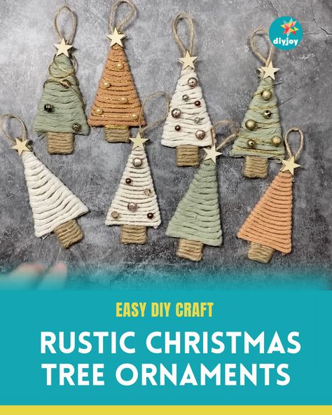 Looking for rustic Christmas decorations? Make them instead using items from your stash with this easy DIY tutorial! Rustic Ornaments Diy, Diy Rustic Christmas Tree, Rustic Christmas Tree Topper, Rustic Christmas Tree Ornaments, Diy Rustic Christmas, Rustic Christmas Crafts, Rustic Christmas Decorations, Diy Joy, Crochet Christmas Ornaments Free