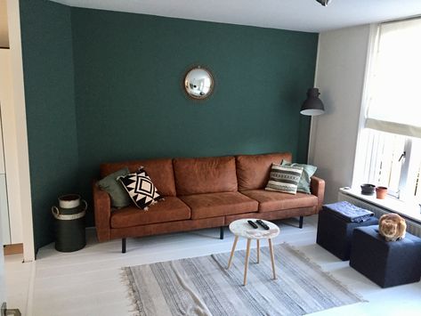 Dark Walnut Living Room Ideas, Green Wall Leather Couch, Brown Sofa Green Walls, Green And Walnut Living Room, Green Walls Living Room, Masculine Living Rooms, Green Living Room Decor, Feature Wall Living Room, Dark Green Walls