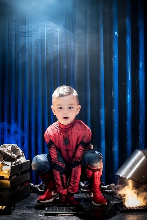 6 Year Picture Ideas, Spiderman Photoshoot Kids, Spiderman Dress Up, Spiderman Photoshoot, Super Hero Photo Shoot, Spiderman Dress, Superhero Photoshoot, Spiderman Theme Party, Hero Photo