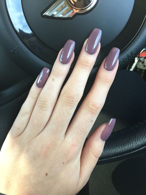 Mauve Square nails Mauve Nails, Tapered Square Nails, Nails Square, Super Nails, Fall Nail Colors, Cool Nail Designs, Fall Nail Designs, My Nails, Nail Shapes