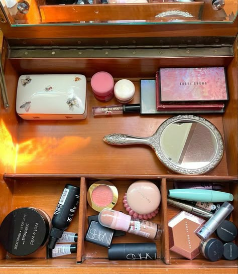 Small Makeup Organization, Small Makeup Storage, Makeup Declutter, Organizing Cosmetics, Small Makeup, My Self, Now And Then, Just Girly Things, Skin Care Products