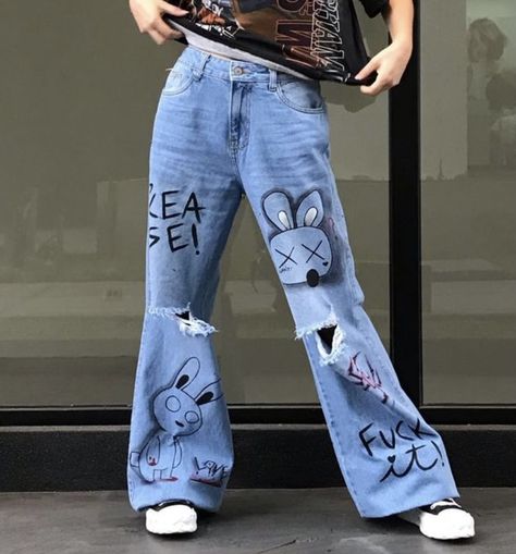 Custom Jeans Diy, Custom Jean, Painted Clothes Diy, Casual Outwear, Diy Clothes Design, Positive Shirt, Fashion Tops Blouse, Painted Jeans, Painted Denim