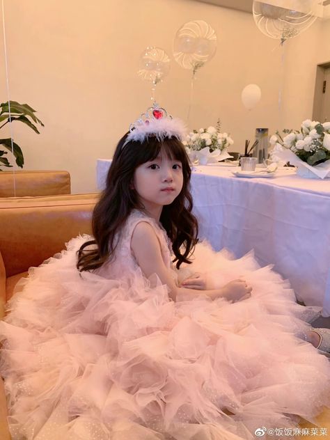 Korean Kids Girl, Korean Baby Girl, Luxury Baby Room, Normcore Fashion, Korean Kids, Mom Daughter Outfits, Ulzzang Kids, Princess Kids