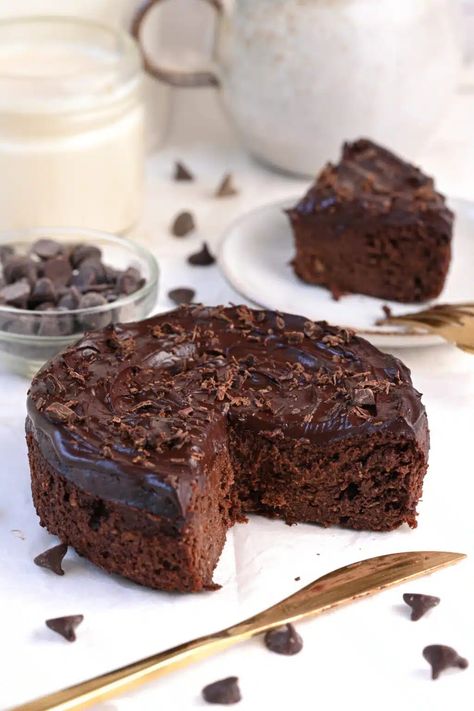 Greek Yogurt Chocolate, Sugar Free Chocolate Cake, Flourless Desserts, Yogurt Chocolate, Chocolate Cake Recipes, Flourless Chocolate Cake Recipe, Healthy Chocolate Cake, Flourless Chocolate Cake, Flourless Cake