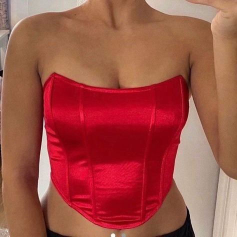 Red Bandeau Top, Red Corset Top, Chose Outfit, Corset Outfit, Bandeau Crop Top, Red Corset, Corset Fashion, Boned Corsets, Corset Bustier