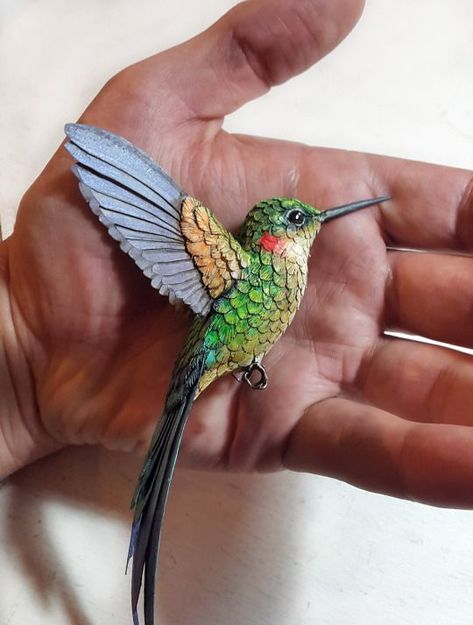 Hummingbird Sculpture, Willow Sticks, Wood Birds, Hummingbird Pictures, Clay Birds, Paper Sculptures, Bird Carving, Hummingbird Art, Paper Birds