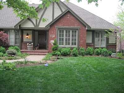 Outdoor Paint Colors, Brick Paint Colors, Red Brick House Exterior, Red Brick Exteriors, Outside Paint, Tudor Revival, House Trim, Red Brick House, Exterior Paint Color