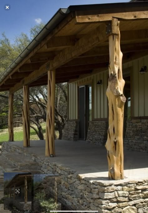 Rustic Porch Ideas, Front Porch Stone, Luxe Christmas, Farmhouse Shiplap, Stone Porches, Ranch Farmhouse, Traditional Porch, Porch Design Ideas, Cedar Posts