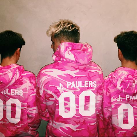 Jake Paul Wallpaper, Jake Paul Team 10, Emilio And Ivan Martinez, Logan And Jake, Youtuber Merch, Pink Camo Hoodie, 1 Day Left, Tessa Brooks, Emilio Martinez