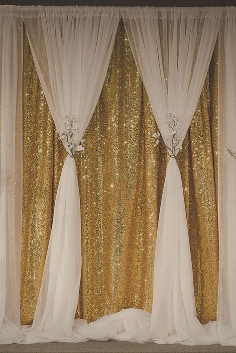 Gold sequin curtain becomes soft and romantic when you create this beautiful two layer backdrop Day Ideas, Photo Booth Backdrop Wedding, Reception Backdrop, Booth Backdrops, Wedding Reception Backdrop, Diy Wedding Backdrop, Sequin Backdrop, Light Backdrop, White Drapes