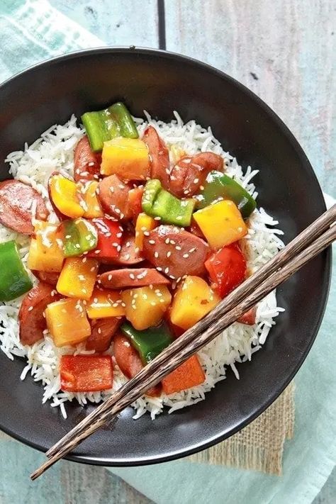 Sweet and Sour Sausage | Good Life Eats Sweet And Sour Sausage, Sweet And Sour Kielbasa, Sweet And Sour Recipes, Easy Weeknight Dinners Healthy, Healthy Meat Recipes, Sour Foods, Healthy Weeknight Dinners, Weeknight Dinner Recipes Easy, Sweet And Sour Sauce