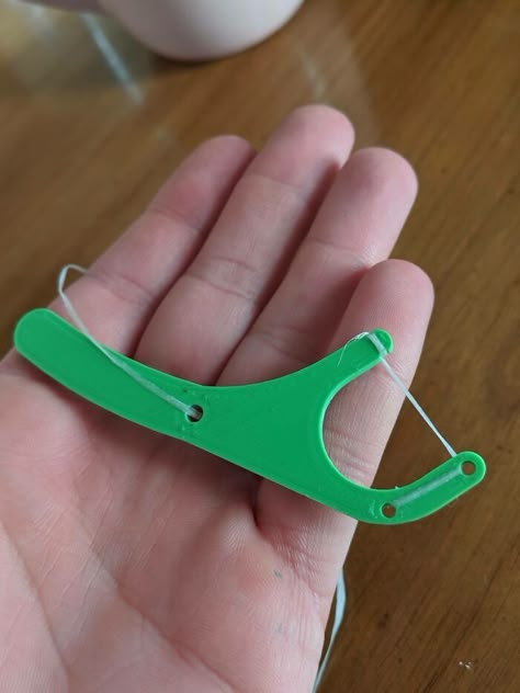 I Hate Flossing, But Flossers Are A Waste Of Plastic, So I 3D Printed A Reusable One! Quick 3d Printing Ideas, 3d Printed Stitch Markers, 3d Printed Gift Ideas, Simple 3d Printing Ideas, 3d Printed Ideas, 3d Printing Ideas Creative, 3d Printer Projects Ideas, 3d Printing Ideas To Sell, Cute 3d Printing Ideas