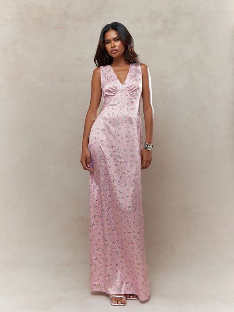 Textured  Plunge Neck Ruched Cut-Out Waist Sleeveless Maxi Dress Pink Elegant  Sleeveless Woven Fabric Ditsy Floral,All Over Print A Line Non-Stretch  Women Clothing, size features are:Bust: ,Length: ,Sleeve Length: Blue Dress Outfits, Formal Wedding Attire, Rose Bonbon, Pink Maxi Dress, Sleeveless Maxi Dress, Ditsy Floral, Kids Beachwear, Wedding Attire, Womens Maxi Dresses