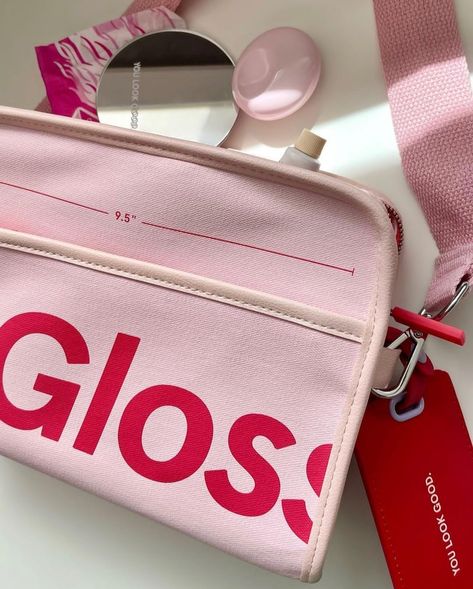 #glossier #glossierpink #glossiergirl #aesthetic #ａｅｓｔｈｅｔｉｃ #pinterestaesthetic #beautybloggers #makeupaesthetic #skincareaesthetic #skincareaddict #makeup #fyp #beauty #beautyaesthetic #pinterestaesthetic #pinterestinspired #pastelaesthetic #pinkaesthetic #purpleaesthetic #fashionaesthetic #aestheticvideos #aestheticvibes #microinfluencer #photooftheday #pinksetup #sonnyangel #aestheticstyle #aestheticstickers Glossier Girl, Glossier Pink, Brand Me, Aesthetic Aesthetic, Purple Aesthetic, Aesthetic Stickers, Aesthetic Makeup, From Instagram, Beauty Bag