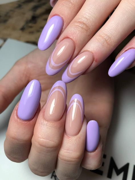 Lilac Almond Acrylic Nails, Violet French Nails, Nails Lilla, Patterned Nails, Violet Nails, Nails Art Ideas, Violet Pastel, Romantic Nails, Cute Acrylic Nail Designs