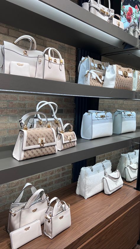 Soho guess | designer bags Guess Bags Aesthetic, Designer Bags Aesthetic, Guess Aesthetic, Pink Coach Purses, Aesthetic Designer, Mha Dr, Guess Brand, Aesthetic Bags, Guess Bags