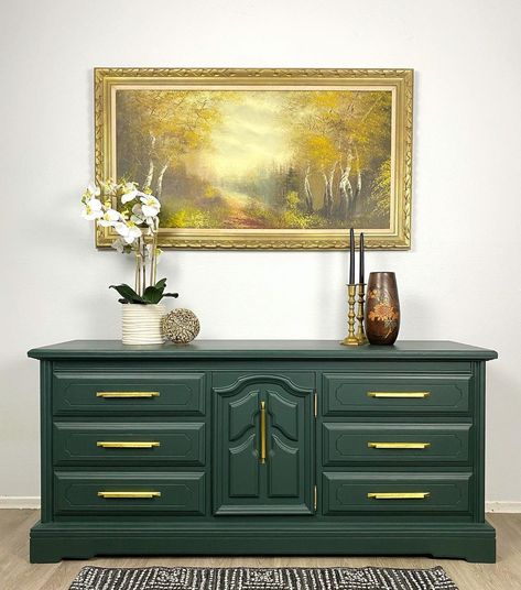 Emerald Green Dresser, Dresser Revamp, Green Dresser Makeover, Renovated Furniture, Diy Furniture Restoration, Green Dresser, Green Furniture, Furniture Redo, Dresser Makeover