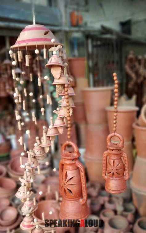 Terracotta Handicrafts - Wind Chimes - Shopping Ideas In Delhi, India Terracotta Crafts Diy, Terracotta Decorative Items, Terracotta Ideas, Handicrafts Ideas, Bridal Mehendi Designs Wedding, Garden Ceramics, Pottery Business, Student Crafts, Earthenware Ceramics