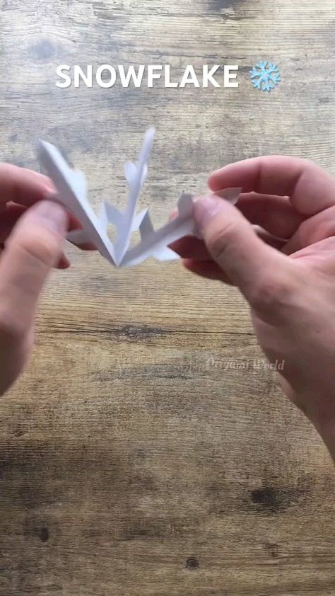 Snowflake Paper Tutorial, How To Fold Paper Into A Snowflake, Making Paper Snowflakes Kids, Snow Flakes Tutorial, Christmas Decorations Board School, How To Make Cute Snowflakes Out Of Paper, Paper Crafts Snowflakes, How To Fold For Paper Snowflakes, Fold Snowflake How To