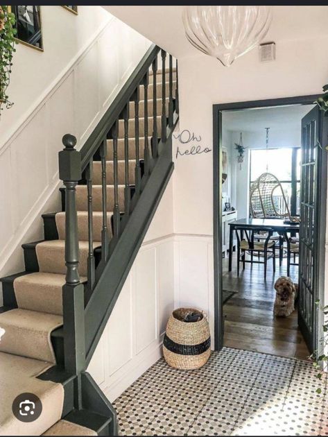 Hallway 2023, Green Staircase, Earthy House, Stairs And Hallway Ideas, Black Staircase, تحت الدرج, Entrance Hall Decor, Entryway Stairs, Victorian Hallway