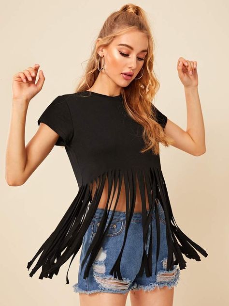 Fringe Shirt Outfit, Diy Clothes Refashion Upcycling, Fringe Tee Shirt, Fringe Tee, Fringe Tshirt, Fringe Shirt, Diy Clothes Videos, Tank Top Outfits, She Is Clothed