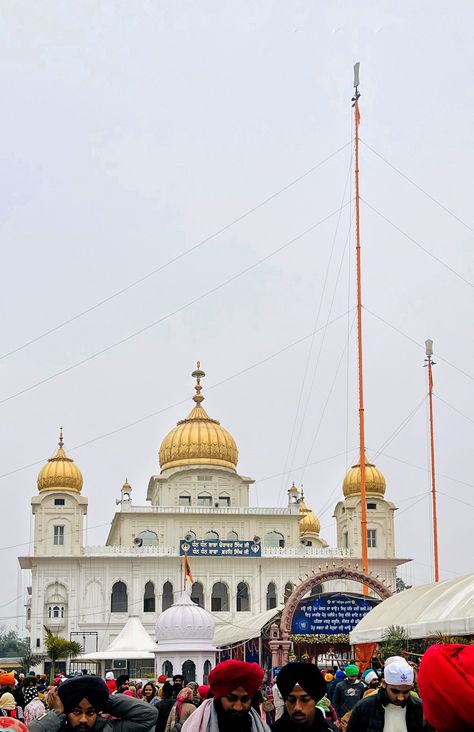 Fatehgarh Sahib, Satnam Waheguru, Warriors Wallpaper, Happy Sunday Quotes, Waheguru Ji, Sunday Quotes, Chill Photos, Birthday Template, Black Wallpaper